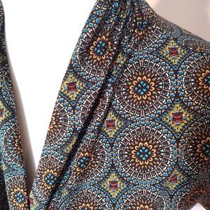 COLORFUL CUTE BOHO WRAP TOP